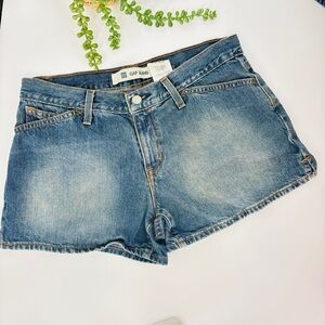 GAP Mom Jean Shorts‎ | Size 6 | Camp Sail Away